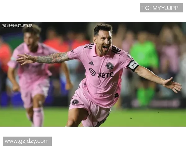 粉色球星踢足球的独特魅力揭秘 他为何成为足球界的风云人物