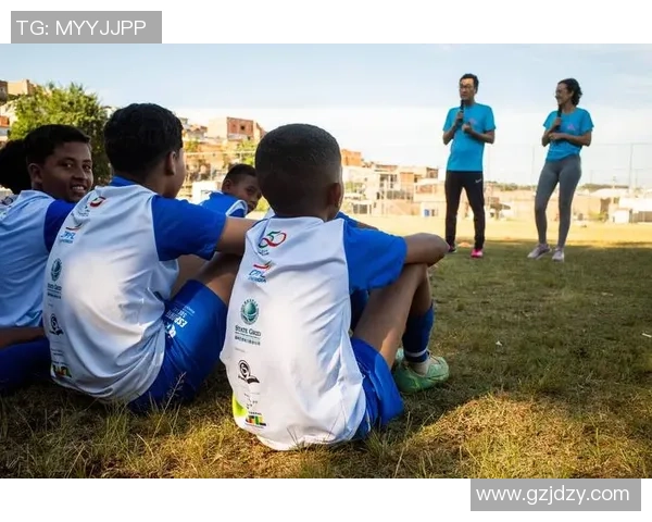 足球巨星送上祝福视频 热情助力梦想与激情传递